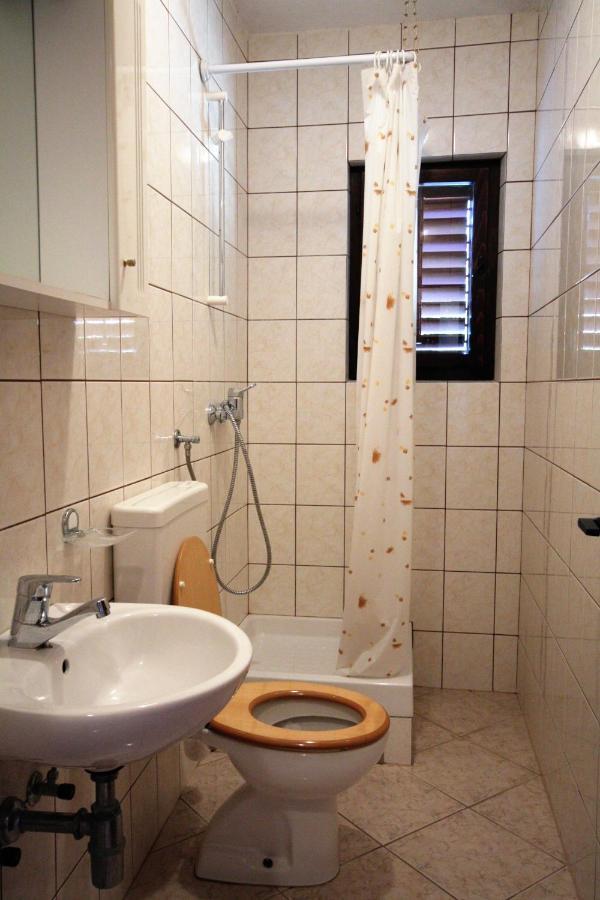 Apartments By The Sea Kampor, Rab - 5051 ภายนอก รูปภาพ